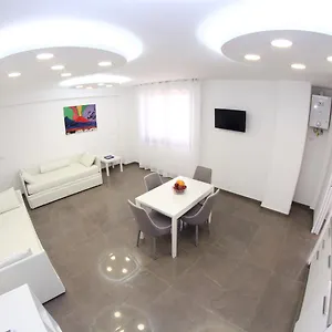  Appartement Mondo Suites Apartments